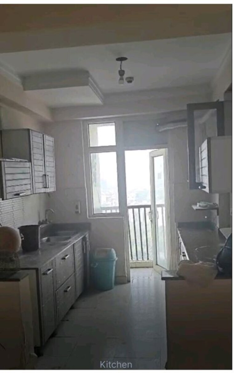 Kitchen, amrapali-platinum 2 Bedroom 1000 Sq.Ft. Apartment In Sector 119 Noida 10127213
