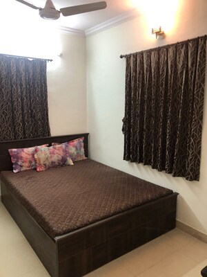 Bedroom in 2 BHK Apartment at Kabra Argentum, Goregaon West – for Rent