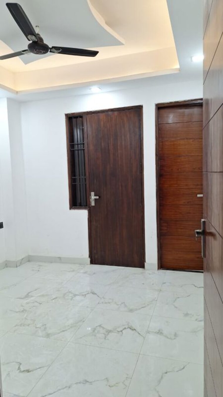 Room, ip extension 2 Bedroom 1000 Sq.Ft. Apartment In Ip Extension Delhi 10144379
