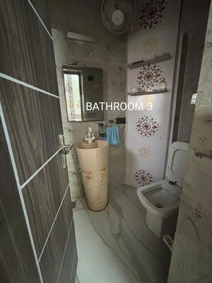 Building Lobby in 2 BHK Apartment at Rail Vihar Sector 30, Sector 30 – for Rent