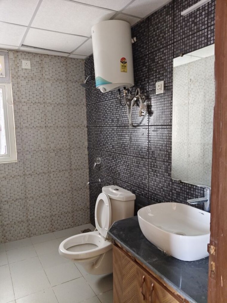 Bathroom, lotus-panache 3 Bedroom 1721 Sq.Ft. Apartment In Sector 110 Noida 10144425