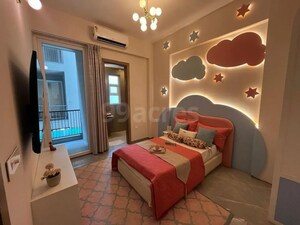 Living Room in 3 BHK Builder Floor at Green Wood City, Sector 45 – for Rent