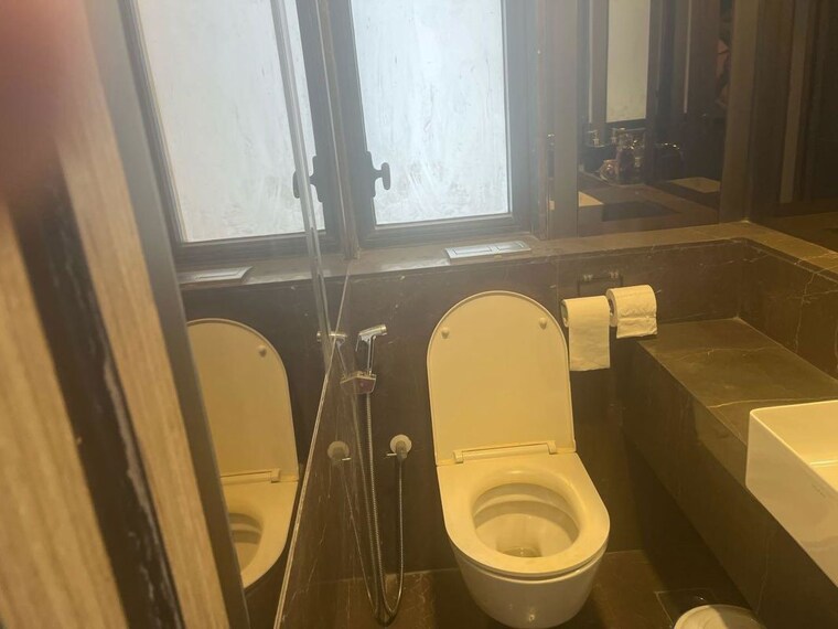 Bathroom, lodha-marquise 3 Bedroom 1340 Sq.Ft. Apartment In Worli Mumbai 10144438