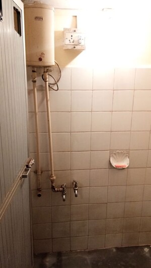 Bathroom in 1 RK Apartment at Samarth Nagar Building, Sion – for Rent