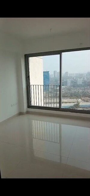 Room in 3 BHK Apartment at Sunteck City Avenue 4, Goregaon West – for Sale