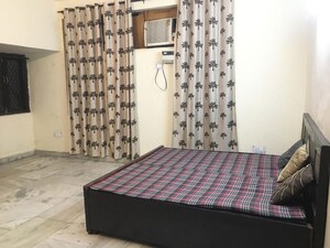 Bedroom in 3 BHK Builder Floor at Sector 23 – for Rent