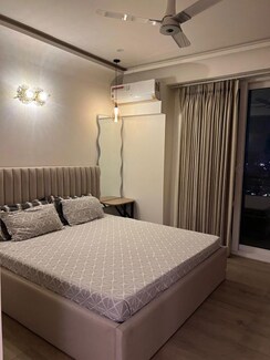 3.5 BHK + Servant Room Apartment For Sale in Tata La Vida