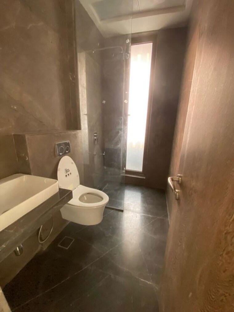 Bathroom, prestige-jasdan-classic 2 Bedroom 980 Sq.Ft. Apartment In Mahalaxmi Mumbai 10144514