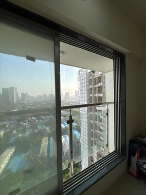 Room in 3 BHK Apartment at Chirag Vijayi Jwala, Goregaon West – for Rent