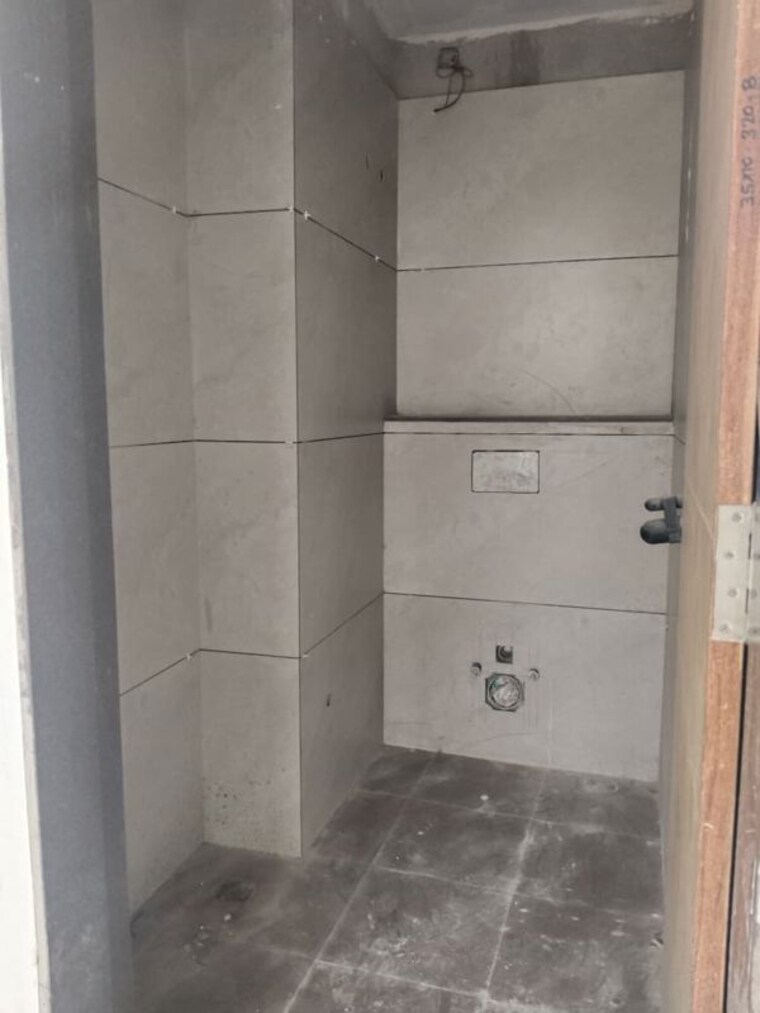 Bathroom, indore bypass road 2 Bedroom 1058 Sq.Ft. Apartment In Indore Bypass Road Indore 10144456