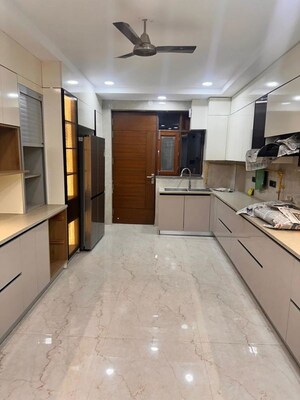 Kitchen in 4 BHK Builder Floor at Green Fields Colony – for Rent