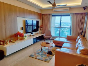 3 BHK Apartment For Rent in Hubtown Sunmist, Andheri East