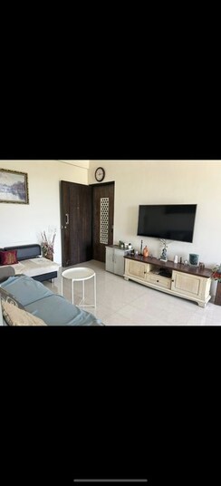 3 BHK + Extra Room Apartment For Rent in Gurukrupa Marina Enclave
