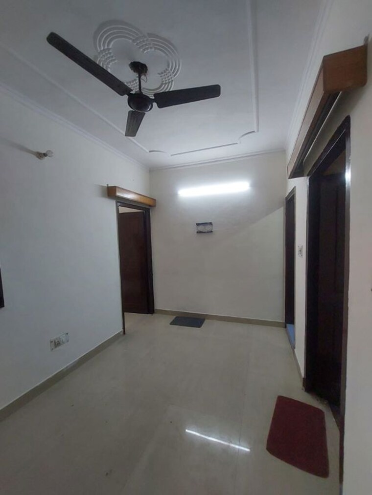 Room, sarita vihar 1 Bedroom 400 Sq.Ft. Apartment In Sarita Vihar Delhi 10144562