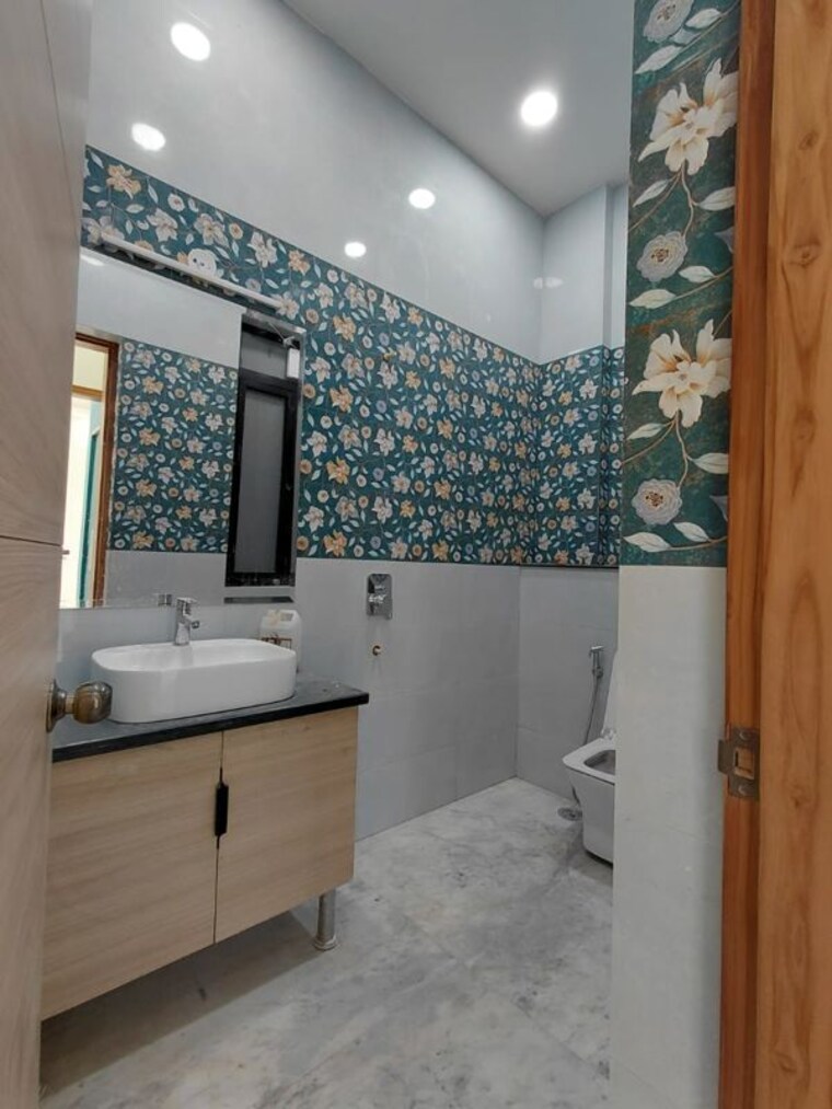 Team Area, sector 105 3 Bedroom 3600 Sq.Ft. Independent House In Sector 105 Noida 10144556