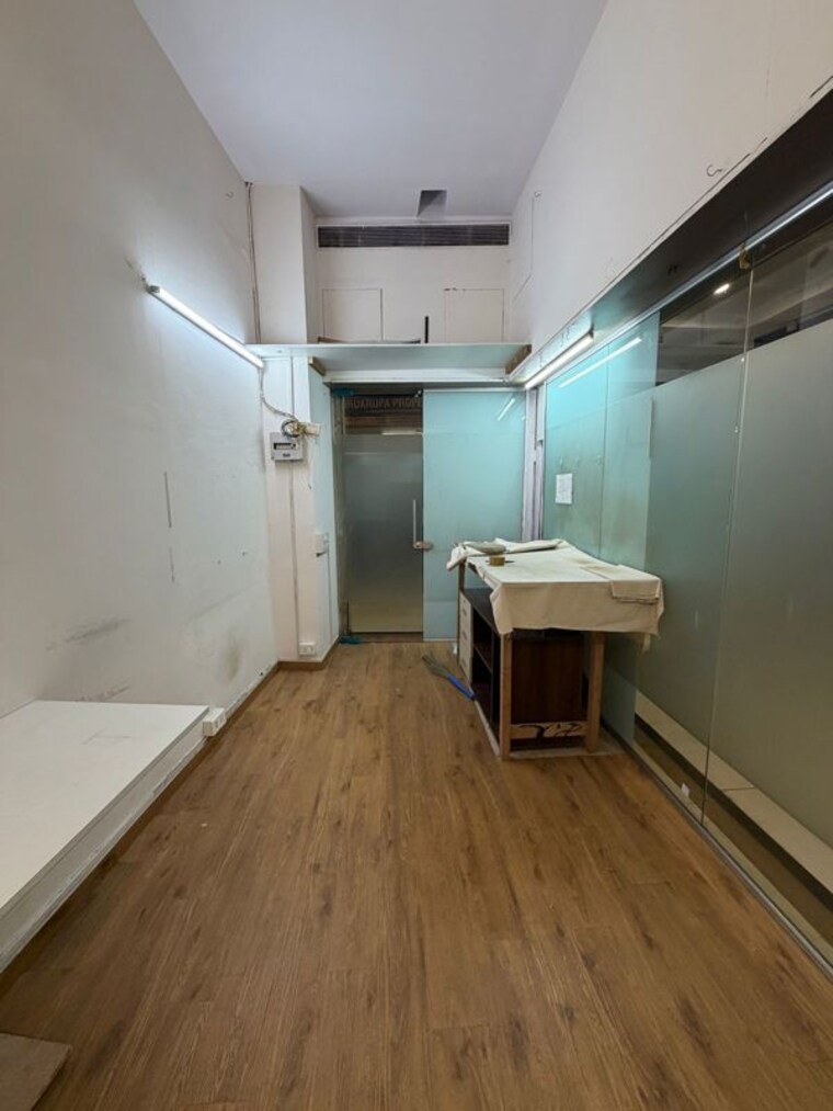 Team Area, rustomjee-eaze-zone-mall Commercial Office Space 120 Sq.Ft. In Malad West Mumbai 10144604