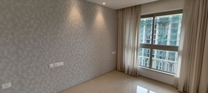 Room in 2 BHK Apartment at Hiranandani Highland, Powai – for Rent