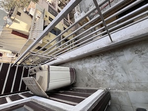 Balcony in 1 BHK Builder Floor at Chattarpur – for Rent