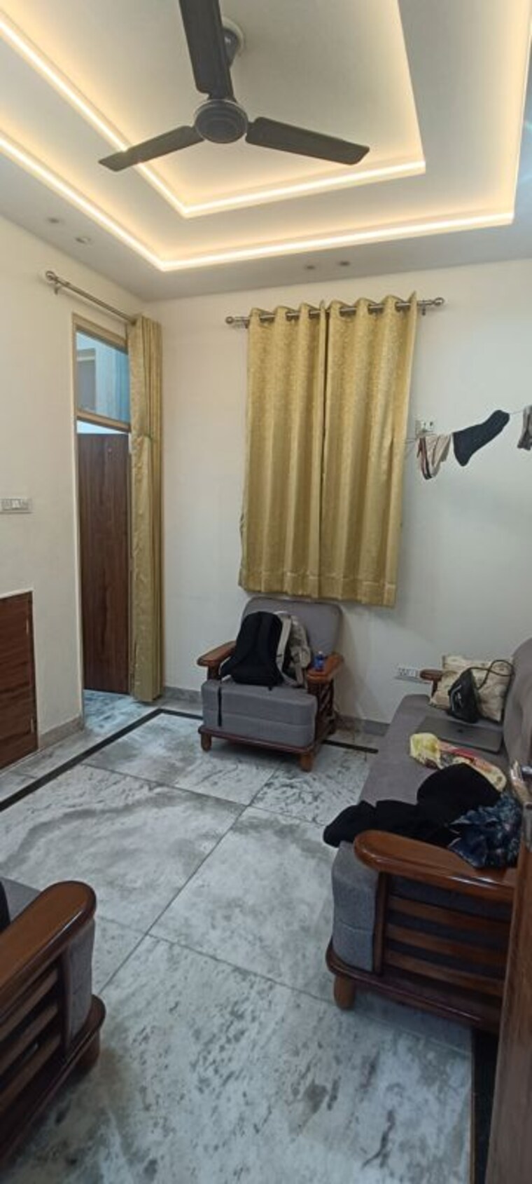 Living Room, rohini sector 7 2 Bedroom 650 Sq.Ft. Builder Floor In Rohini Sector 7 Delhi 10144664