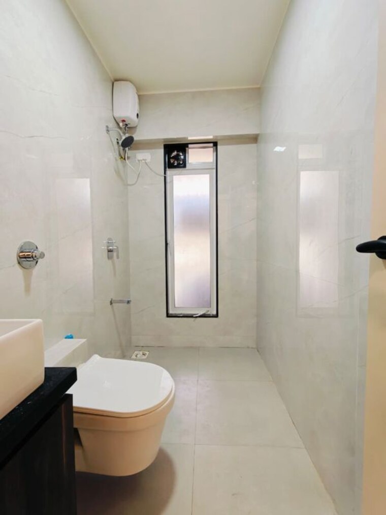 Bathroom, vishwa-bhuvan 2 Bedroom 910 Sq.Ft. Apartment In Chembur Mumbai 10144650