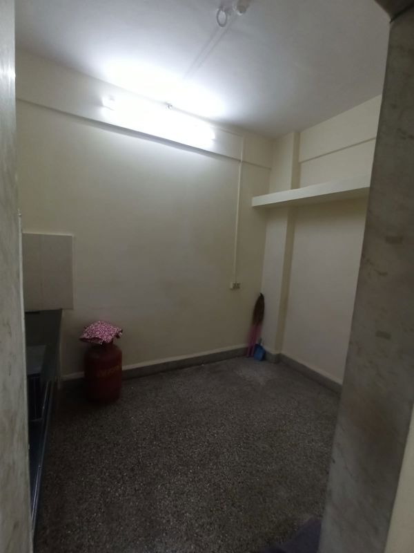 1 BHK + Study Room Apartment For Sale in Roop Varsha CHS