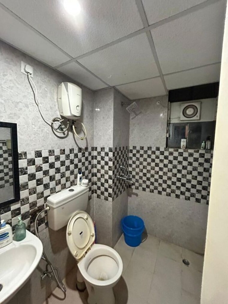 Bathroom, signature-global-synera 2 Bedroom 498 Sq.Ft. Apartment In Sector 81 Gurgaon 10144508