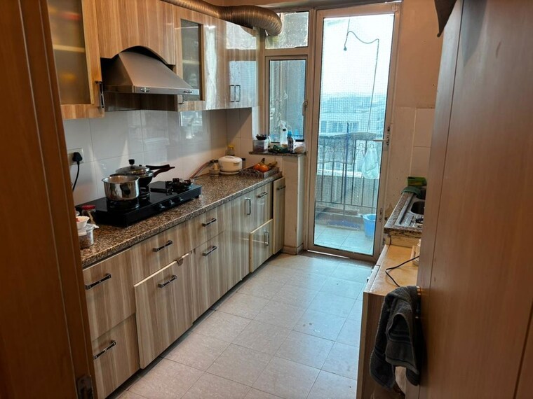 Kitchen, dlf-new-town-heights-iii 3 Bedroom 1930 Sq.Ft. Apartment In Sector 91 Gurgaon 10144713