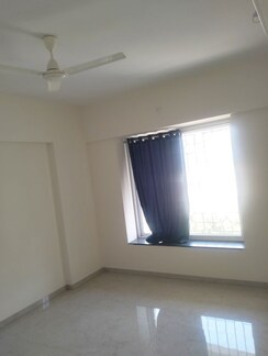 2 BHK Apartment For Rent in Kolte Patil Margosa Heights