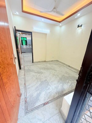 Bedroom in 3 BHK Builder Floor at Green Fields Colony – for Rent