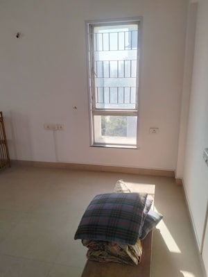 Room in 3 BHK Apartment at Kolte Patil Margosa Heights, Mohammadwadi – for Rent