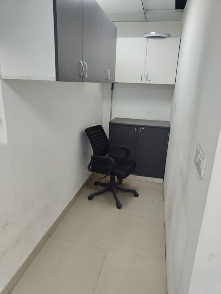 Team Area, sector 2 Commercial Office Space 2500 Sq.Ft. In Sector 2 Noida 10144751
