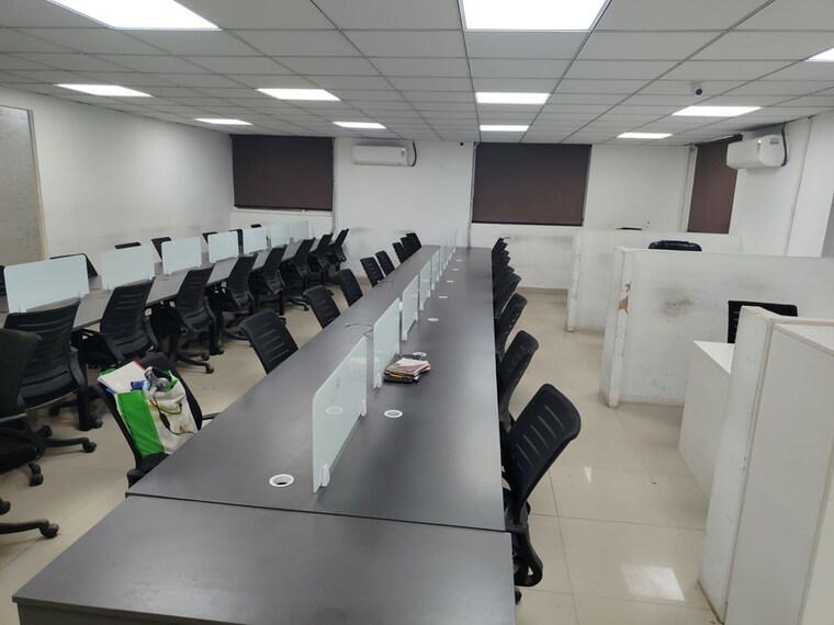 Team Area, sector 2 Commercial Office Space 2500 Sq.Ft. In Sector 2 Noida 10144751