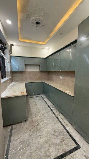 Kitchen in 2 BHK Builder Floor at Green Fields Colony – for Rent