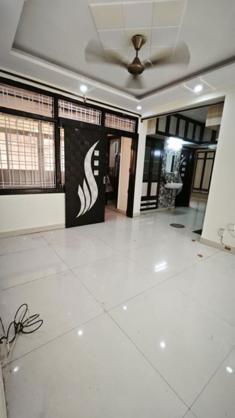  Parking, dwarka 3 Bedroom 1400 Sq.Ft. Apartment In Dwarka Delhi 10144761