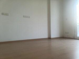 Room in 4 BHK Apartment at Emaar The Enclave, Sector 66 – for Sale