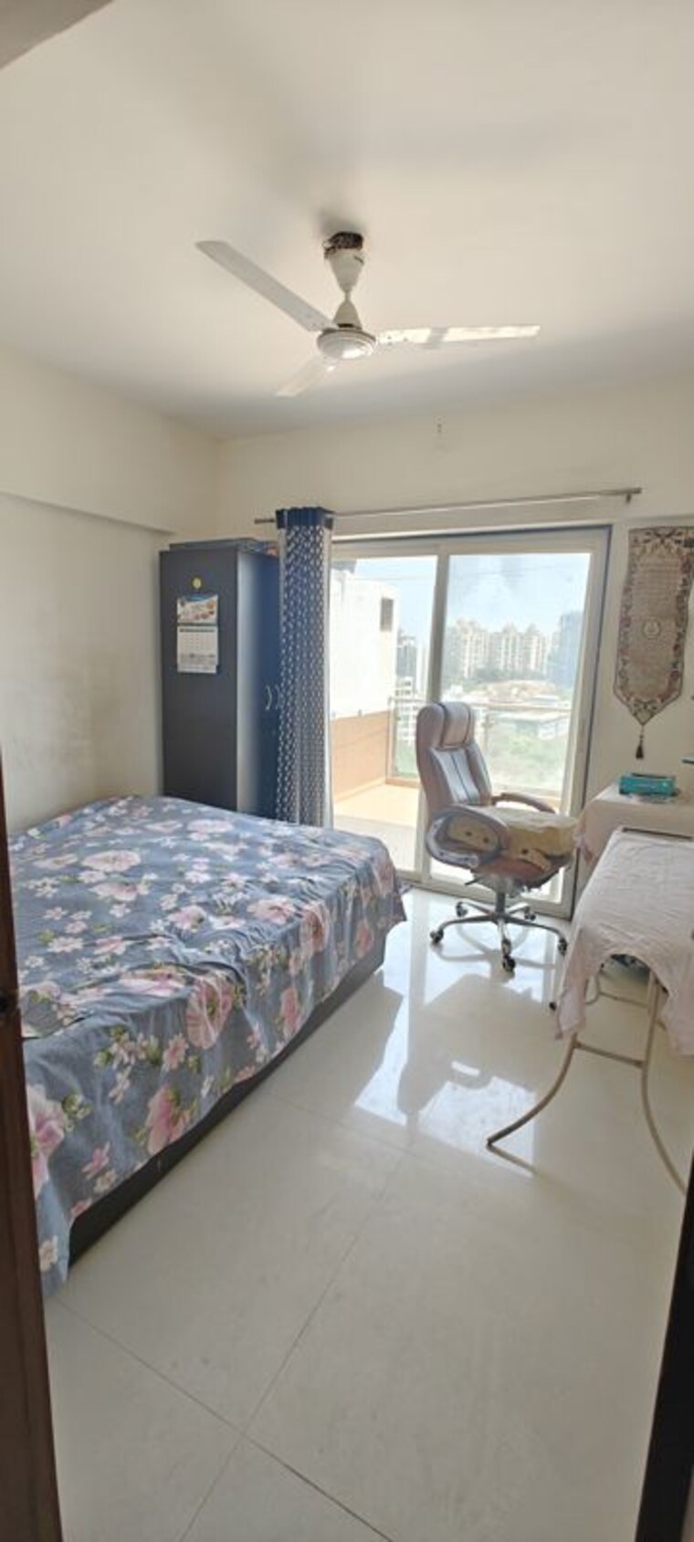 Bedroom, atrium-skyward 1.5 Bedroom 650 Sq.Ft. Apartment In Undri Pune 10144804
