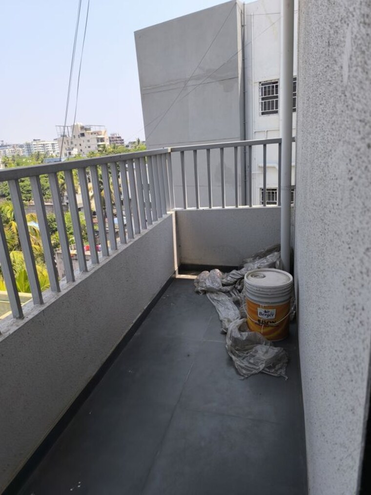 Balcony, 100 feet road 2 Bedroom 950 Sq.Ft. Apartment In 100 Feet Road Sangli 10144819