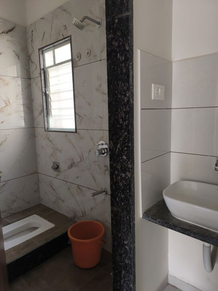 Bathroom, 100 feet road 2 Bedroom 950 Sq.Ft. Apartment In 100 Feet Road Sangli 10144819