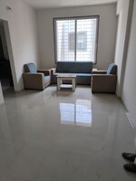 2 BHK 950 Sq.Ft. Apartment in 100 Feet Road