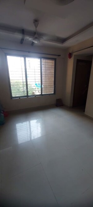 Room in 1 BHK Apartment at Vijay Park, Kasarvadavali – for Rent