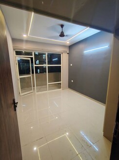 2 BHK Apartment For Rent in Pyramid Heights