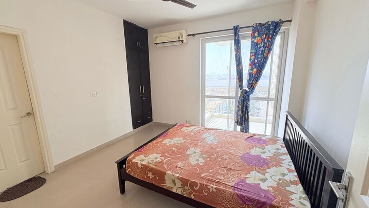 Bedroom, bptp-park-prime 3.5 Bedroom 2000 Sq.Ft. Apartment In Sector 66 Gurgaon 10144848