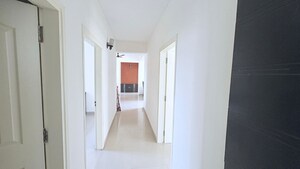 Building Lobby in 3.5 BHK Apartment at BPTP Park Prime, Sector 66 – for Rent