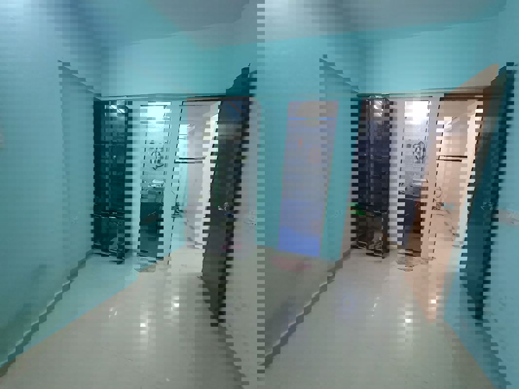 1 BHK + Pooja Room,Servant Room,Study Room,Extra Room,Basement,Store Room 550 Sq.Ft. Apartment in Balaji Enclave Kandivali East