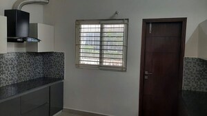 Room in 4 BHK Apartment at NCC Urban Gardenia, Gachibowli – for Rent