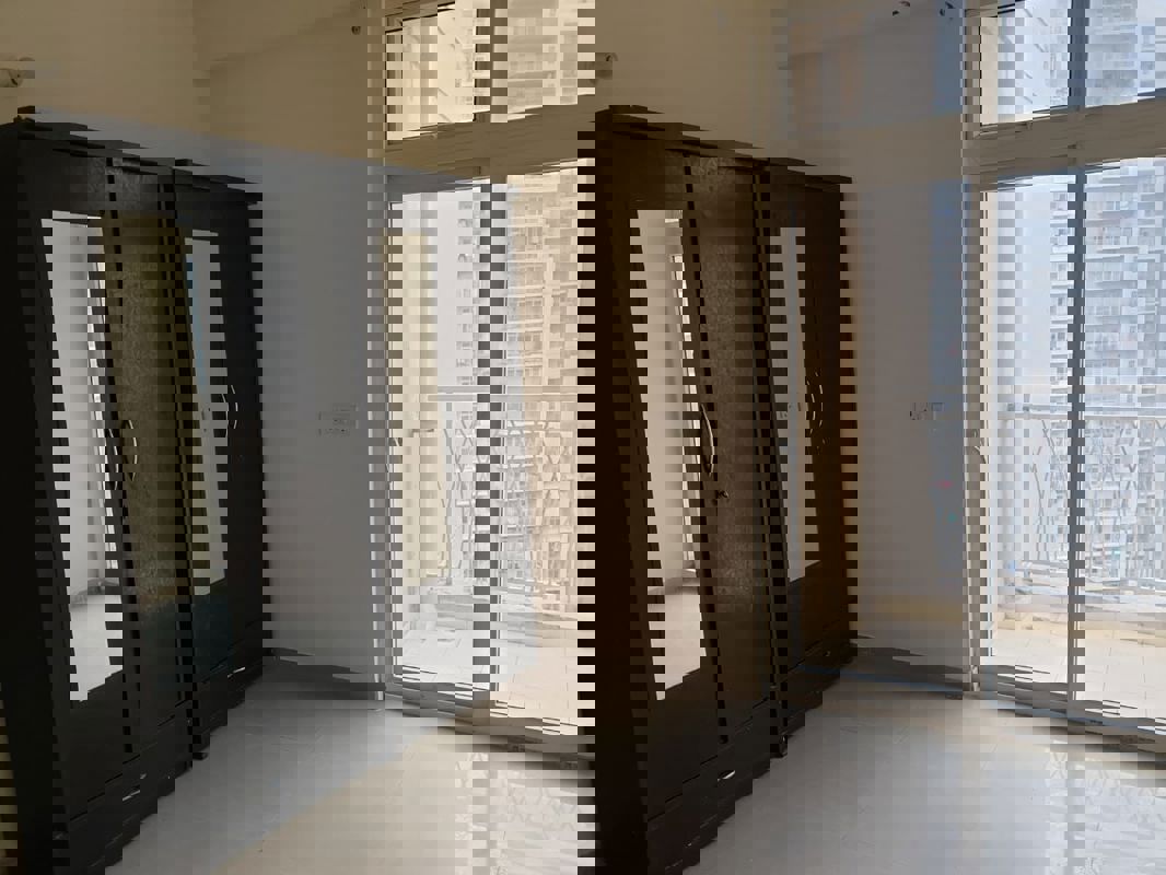 3 BHK 1545 Sq.Ft. Apartment in Mahagun Mywoods