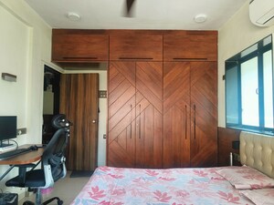 Bedroom in 2 BHK Apartment at Bridge CHS, Vrindavan Society – for Rent