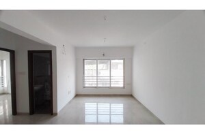 2 BHK Apartment For Sale in Devnani Kailasa, Chembur