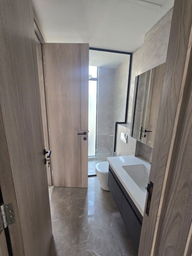 Bathroom, rajouri garden 4 Bedroom 370 Sq.Yd. Builder Floor In Rajouri Garden Delhi 10144906