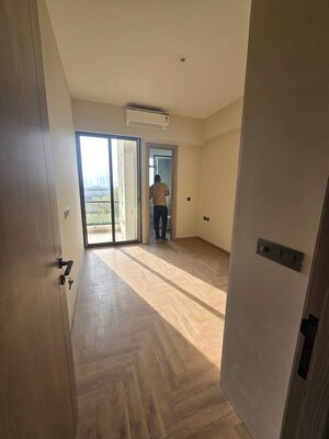 Room in 4 BHK Builder Floor at Rajouri Garden – for Rent